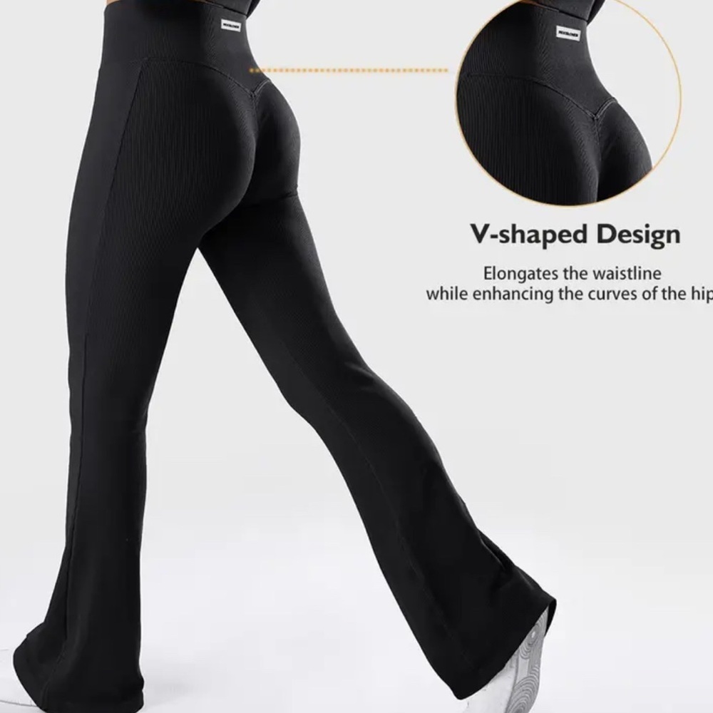 MOOSLOVER Ribbed Flare Black Yoga Pants Size Large‎ EUC